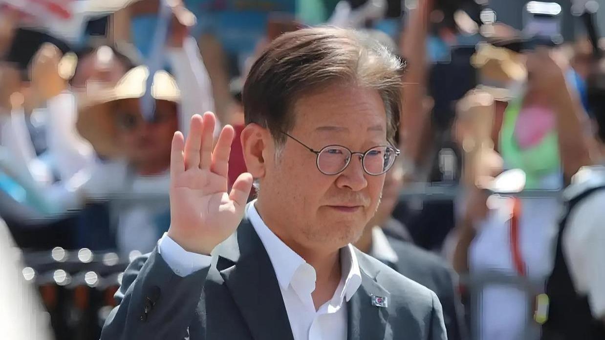 韩国惊现“罕见一幕”！李在明收到提醒，尹锡悦“随时准备着”