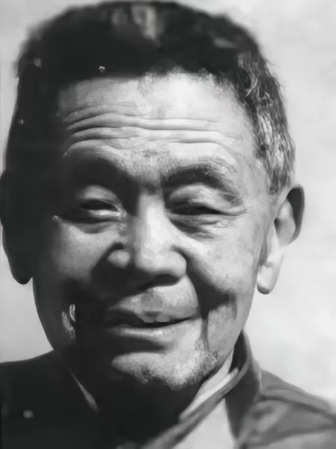 1957年，开国少将甘祖昌，因脑部受过伤3次申请回老家乡下当农民，中央批准后，谁