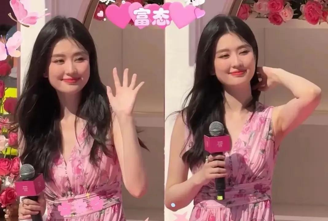 乔欣的脸型不适合上镜，跟那些锥子脸审美不太一致。
但是似乎适合嫁人啊，豪门都看面