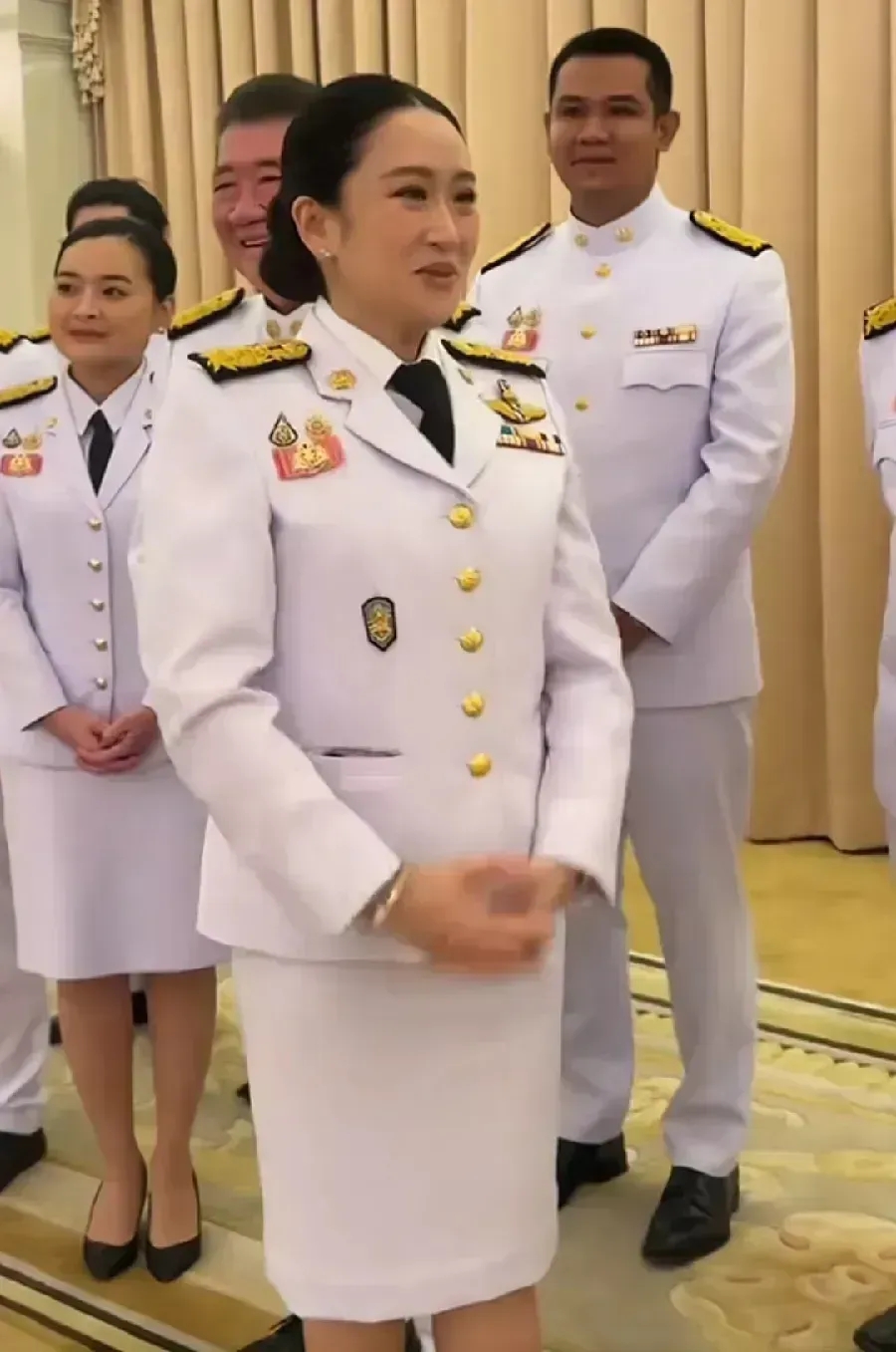 佩通坦任文化部长后，反手就对洪森老儿一大耳巴子。
佩通坦刚刚就任泰国文化部长，就