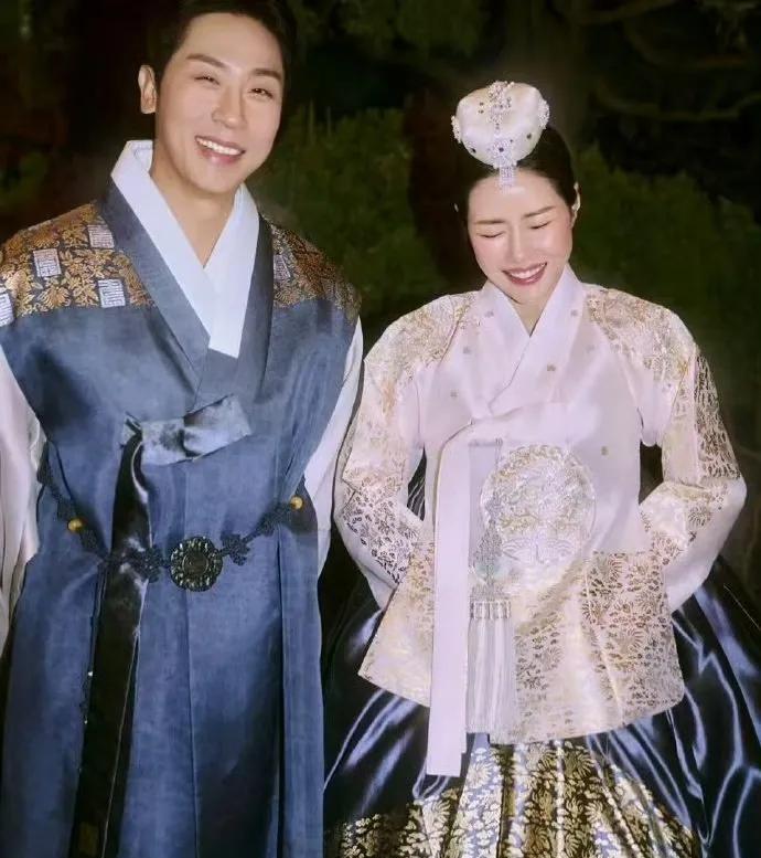 朴荷娜正式宣布她将于2025年6月21日在首尔结婚，新郎是前篮球明星、现任高阳索