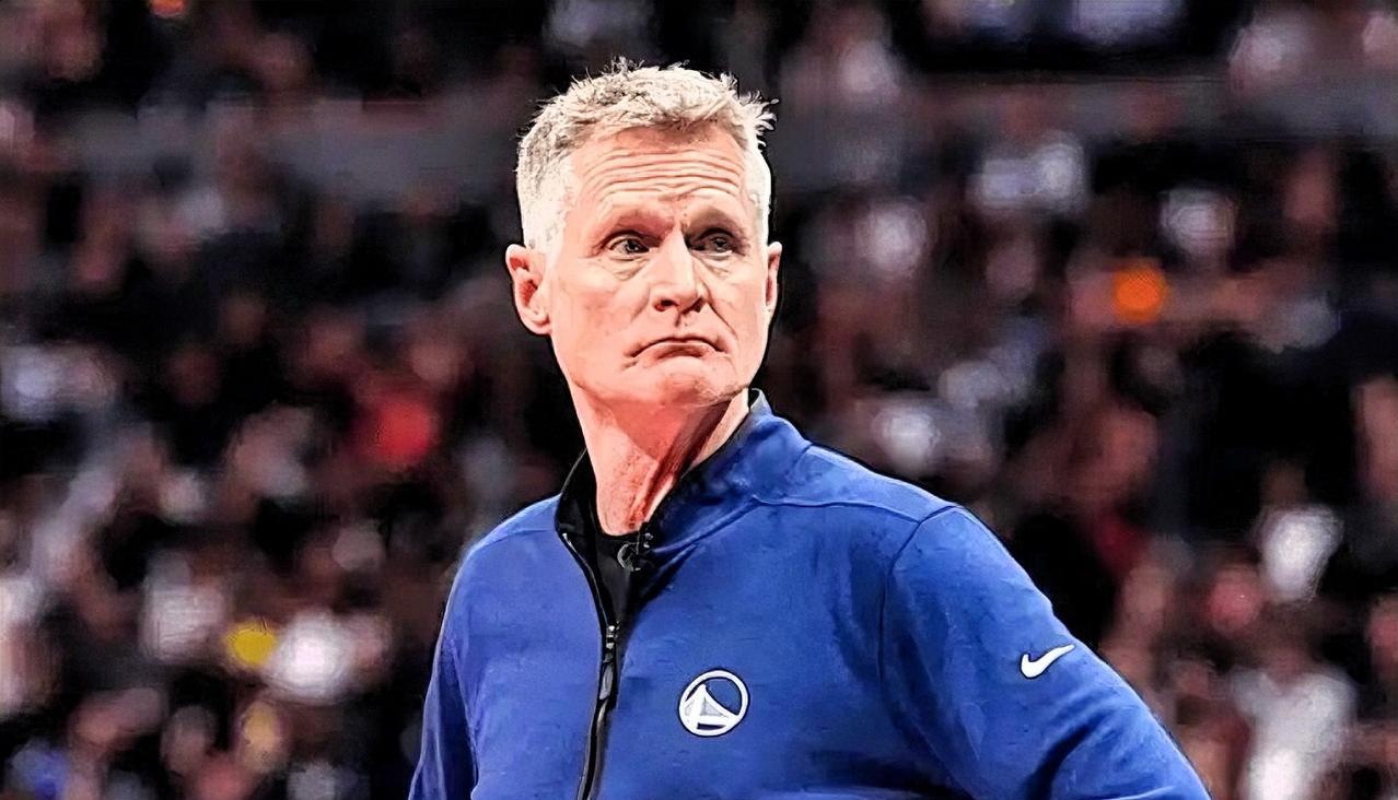 科尔真是大言不惭啊！
格林自己都不敢这么说。
勇士主刷科尔今日接受采访，谈到爱徒