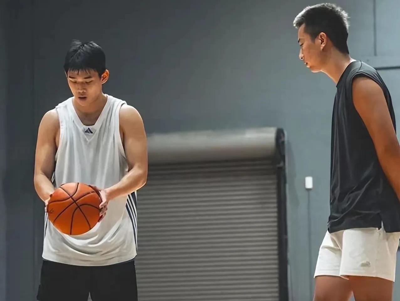 林葳彻底告别CBA！NBA、欧洲联赛、澳洲联赛三选一
近日媒体报道，林葳目前正在