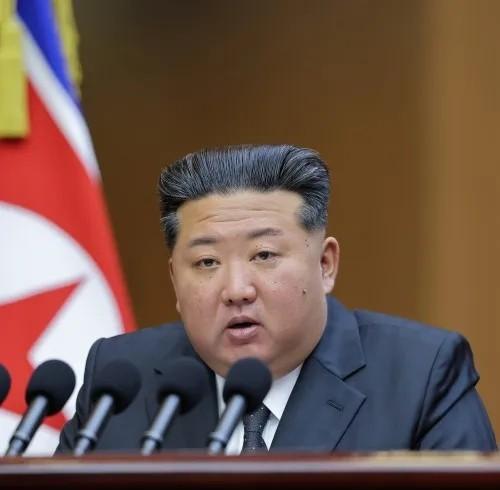 金正恩一直在等中国，两次派出外相访华沟通，终于敲定行程
今年9月份，金正恩时隔多