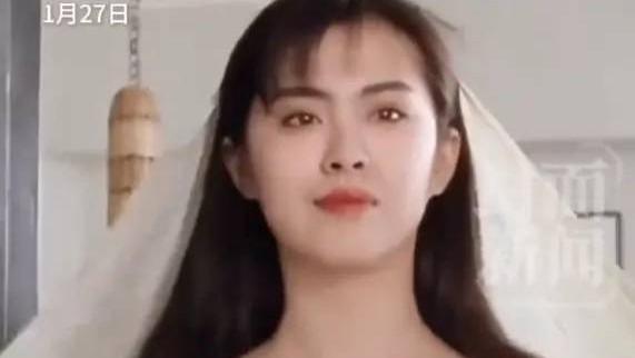 王祖贤开新账号7秒视频爆火，退圈后专心做艾灸养生