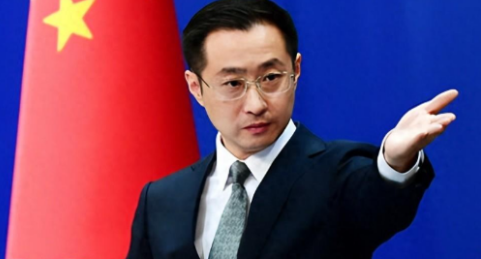 等不及俄倒下，7国分5路攻击中国，打击目标已锁定，中方不退一步。
 
最近在意大