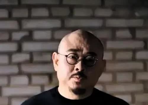大家发现没！
刀郎先生的设备已经到了新疆，

40天的空档期并不是浪费时间
