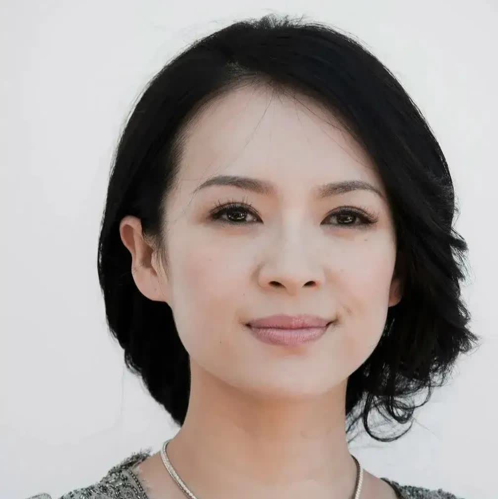 章子怡：福相没了，留下的只有悲伤！

万万没想到，在47岁的章子怡这里，我不
