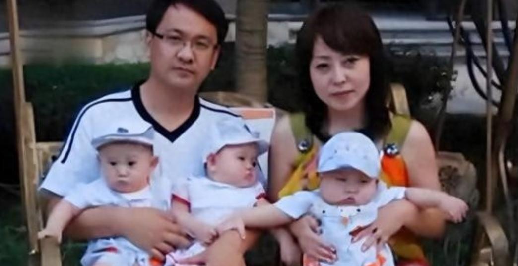 2005年，41岁的河南女富豪李巧林爱上了22岁的男下属，没想到，在50岁时，她