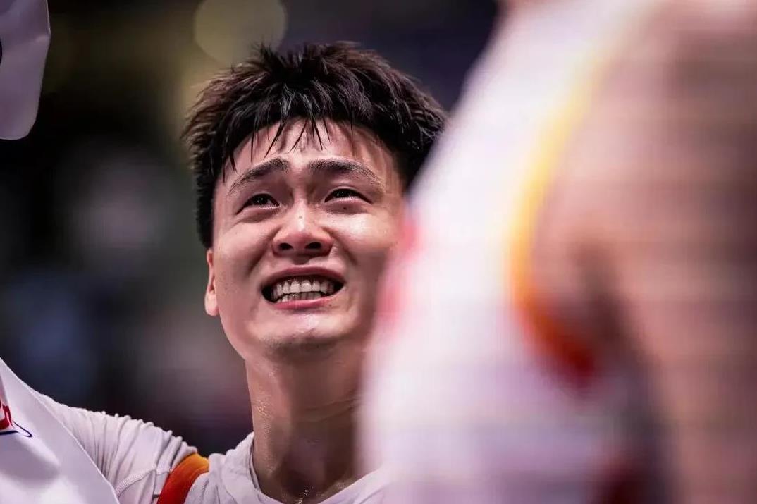 中国男篮亚洲杯5连胜进决赛，大胆预测：世预赛，3位球员成为免检球员，预计淘汰3人