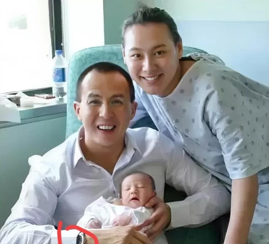 终于知道李泽楷有这么多女朋友，但为何只让梁洛施给他生孩子了

并不是因为梁洛施最