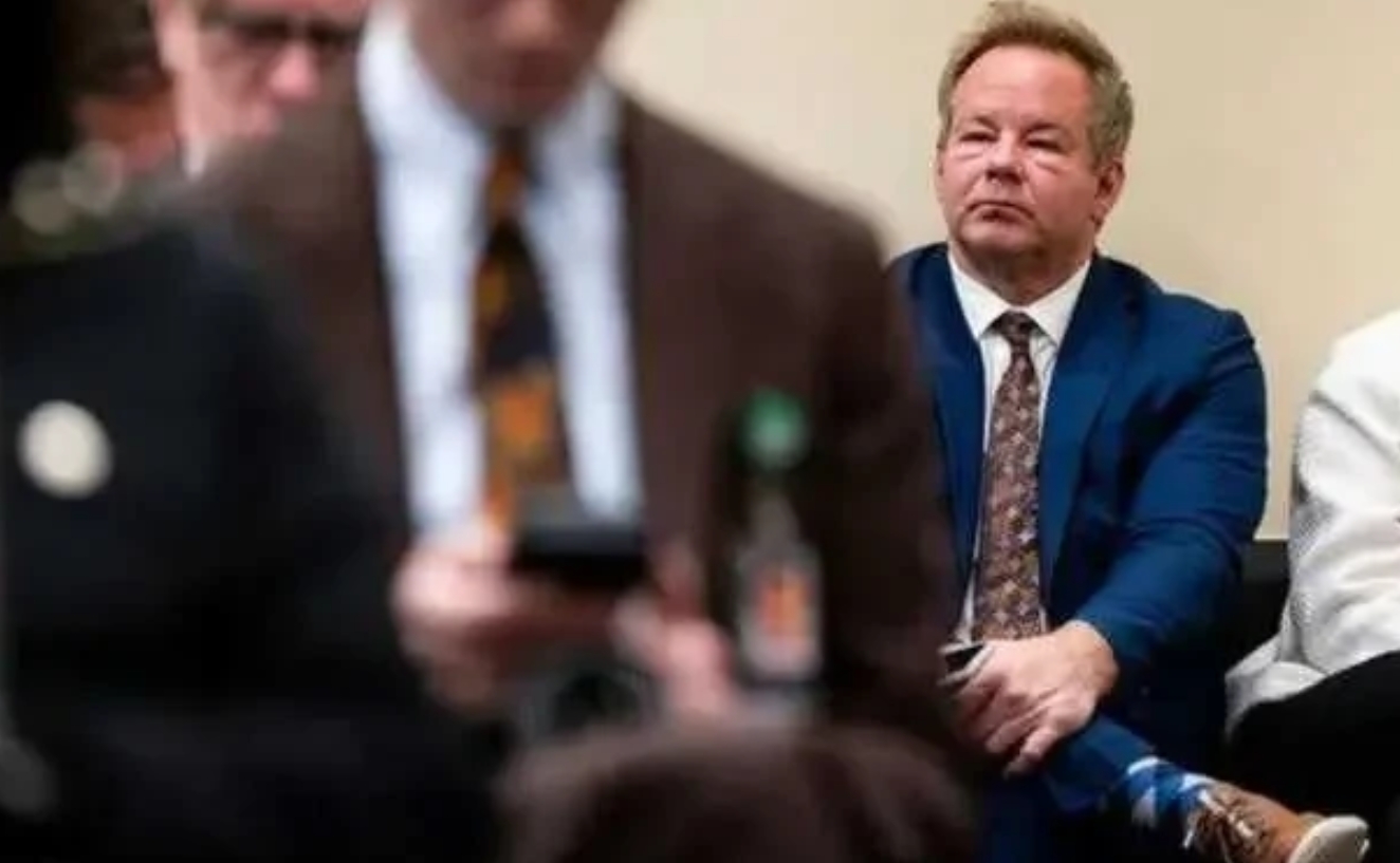 白宫记者被扒出来了！这就是白宫质问泽连斯基的记者！

在2月28日，一名首席白宫