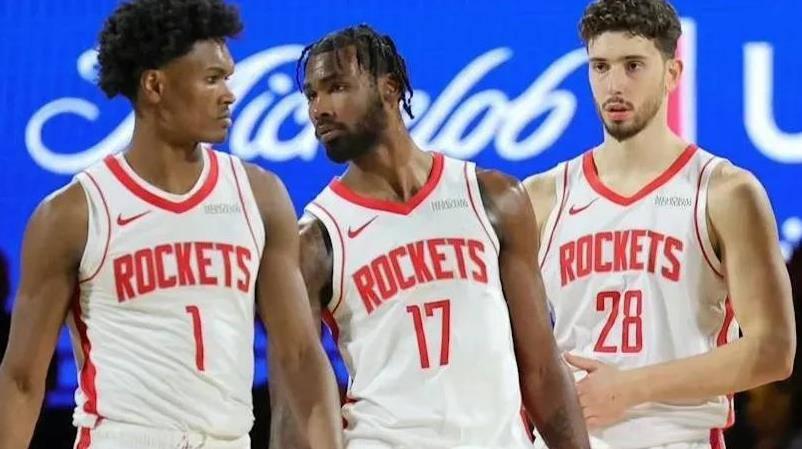 伊森的续约金额可能超过小贾史密斯，他在2K26里面也领先一分。
休斯顿火箭球员的