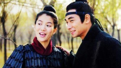 袁咏仪：170cm的“人间标尺”，30年后依然吊打网红审美