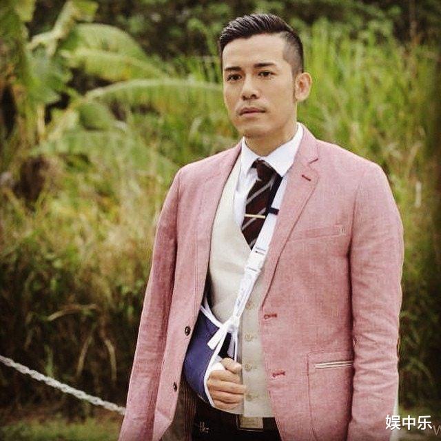 TVB型男六年打工月薪六千，住劏房日花五十：真实生存法则