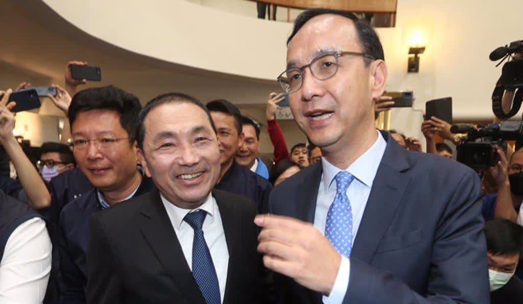 朱立伦在公开场合提到“要交棒给谁，不都讲得很清楚了”，引发外界猜测这可能指的是卢