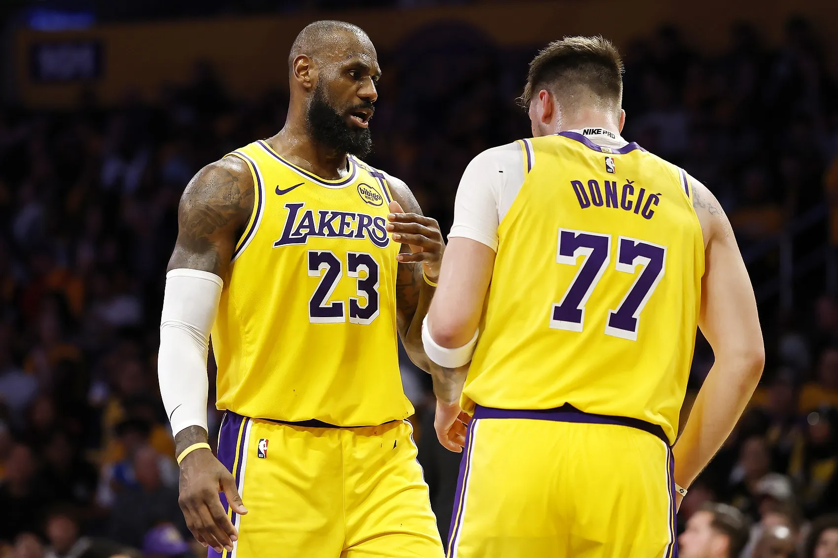 NBA烧钱排行榜现形记
太阳今年砸了全联盟最贵的2.14亿美金，结果连季后赛都没