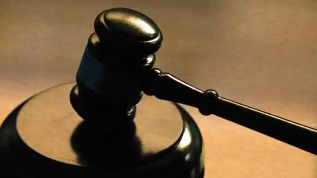 作为央企大龄普通员工，面对领导PUA, 该如何维护自身的合法权益？