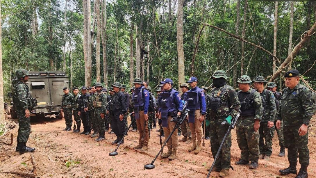 立陶宛总统瑙塞达已经感到非常紧张。



据消息，7月23日，俄罗斯在没有任何提