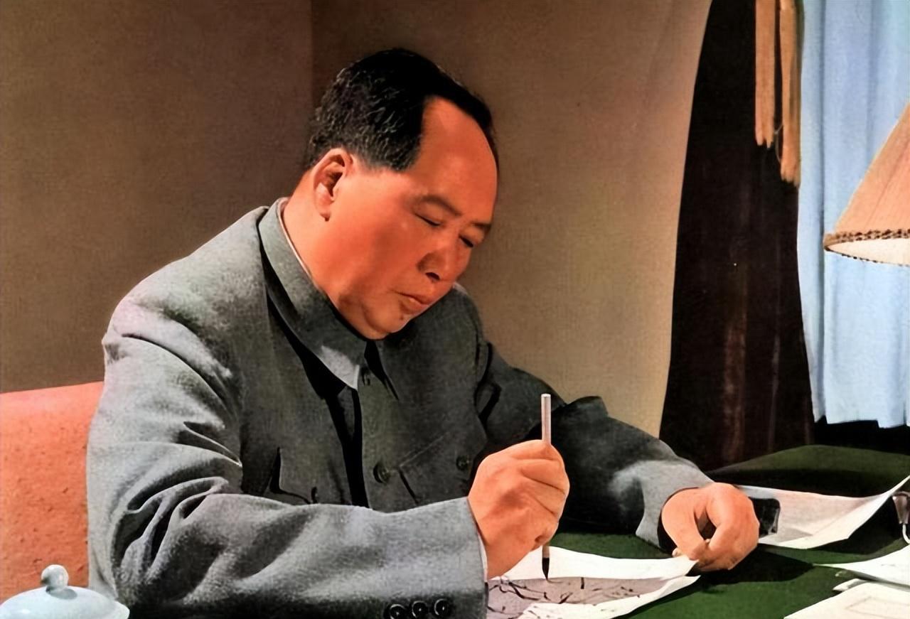 美国教授莫里斯·迈斯纳在著作中说道：“毛泽东时代远非现在普遍传闻中所谓的经济停滞