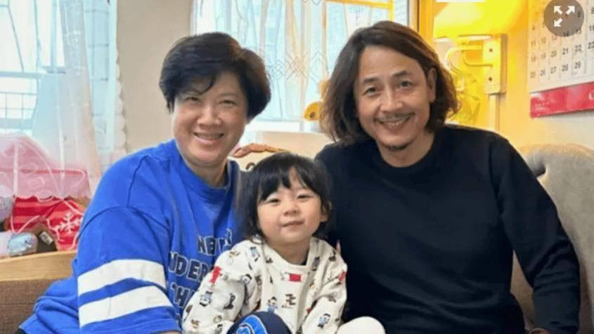 TVB前男星58岁太太再次怀孕！打上百支安胎针！自爆：肚皮全黑了