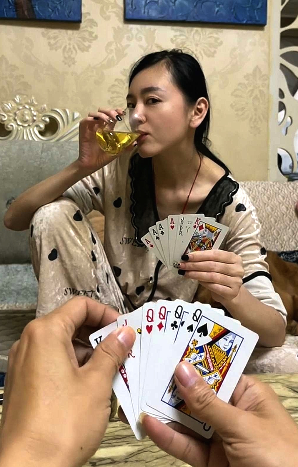 赢了就离婚，这牌有得解吗？