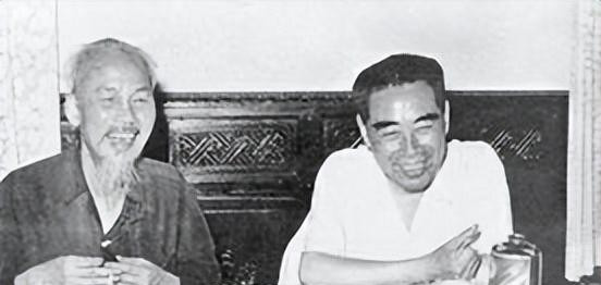 越南总理借钱，中国总理带他去看“苦日子”











---



