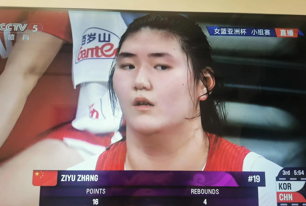 女篮亚洲杯半决赛前瞻
中国女篮半决赛面对日本，这支队伍可是上届亚洲杯我们决赛的对