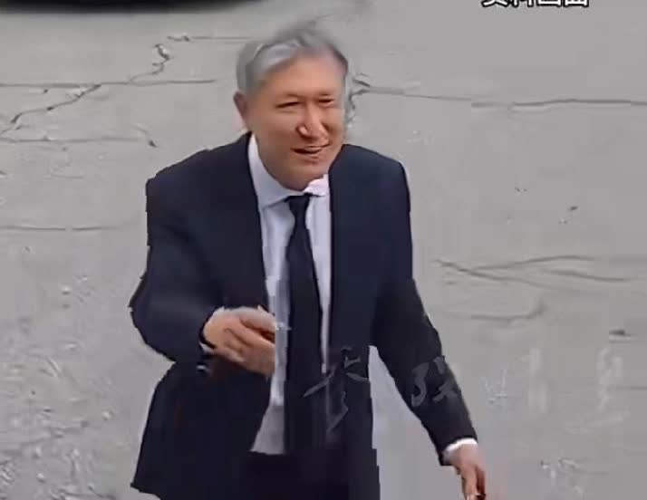 是亲爷俩！为中韩友好，父子俩接力续航。韩国总统李在明日前任命前总统卢泰愚之子卢载