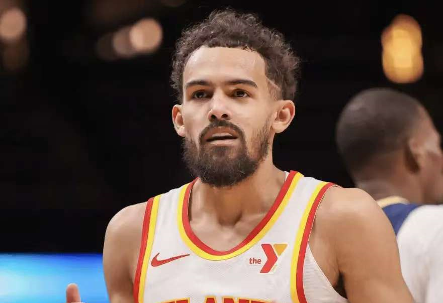 北京时间3月19日，NBA常规赛继续进行，老鹰客场挑战黄蜂。面对残阵黄蜂，老鹰轻