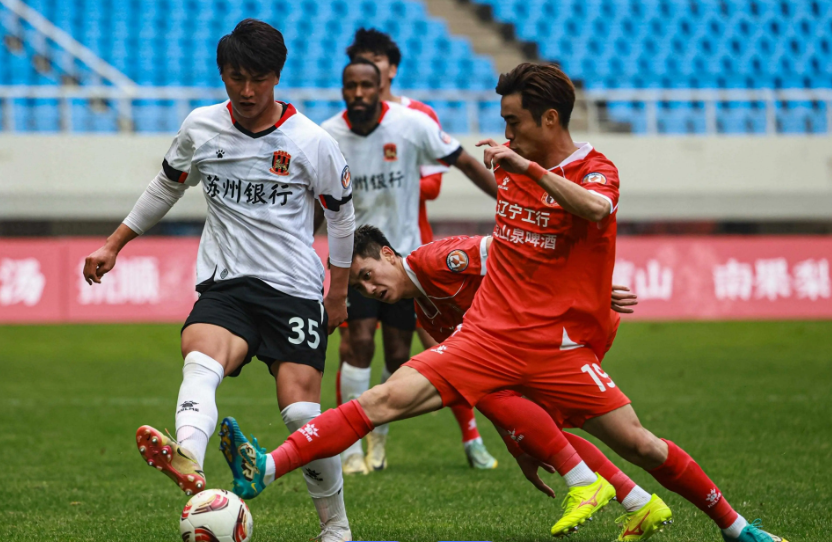 由中国著名足球运动员范志毅和本山儿子赵大牛联合发起，众多前中国足球名将和本山传媒