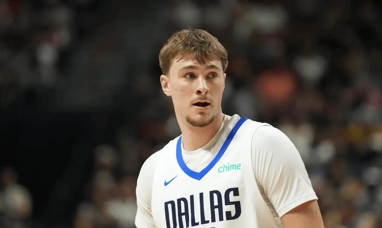 #NBA# 弗拉格显然听取了母亲的意见，随后明确表示不会挥霍无度。当被问及购车预