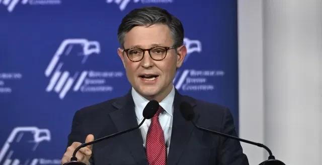 美国众议院议长：如果泽连斯基不醒悟，乌克兰应由他人领导
美国众议院议长迈克?约翰