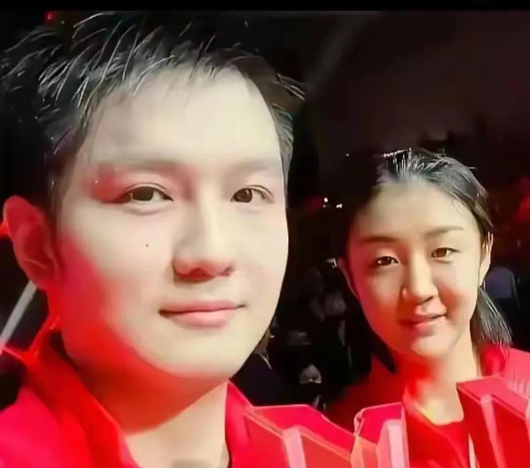 樊振东战胜世界排名第一的林诗栋，乒超联赛保持全胜战绩！
姜还是老的辣，小林要好好