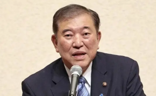 日本这次硬气！顶回美国财长威胁
家人们，日本这次可算硬起来了！美国财长威胁不积极