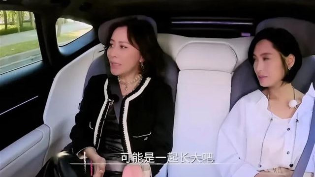 刘嘉玲晒滑雪照，梁朝伟被误认成老头，暴露了丁克夫妻的真实生活