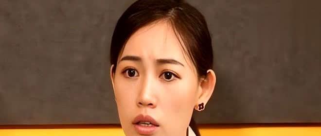 王宝强和马蓉的事儿当年闹得沸沸扬扬，马蓉爸爸还曾放话女儿不愁找对象。

可八