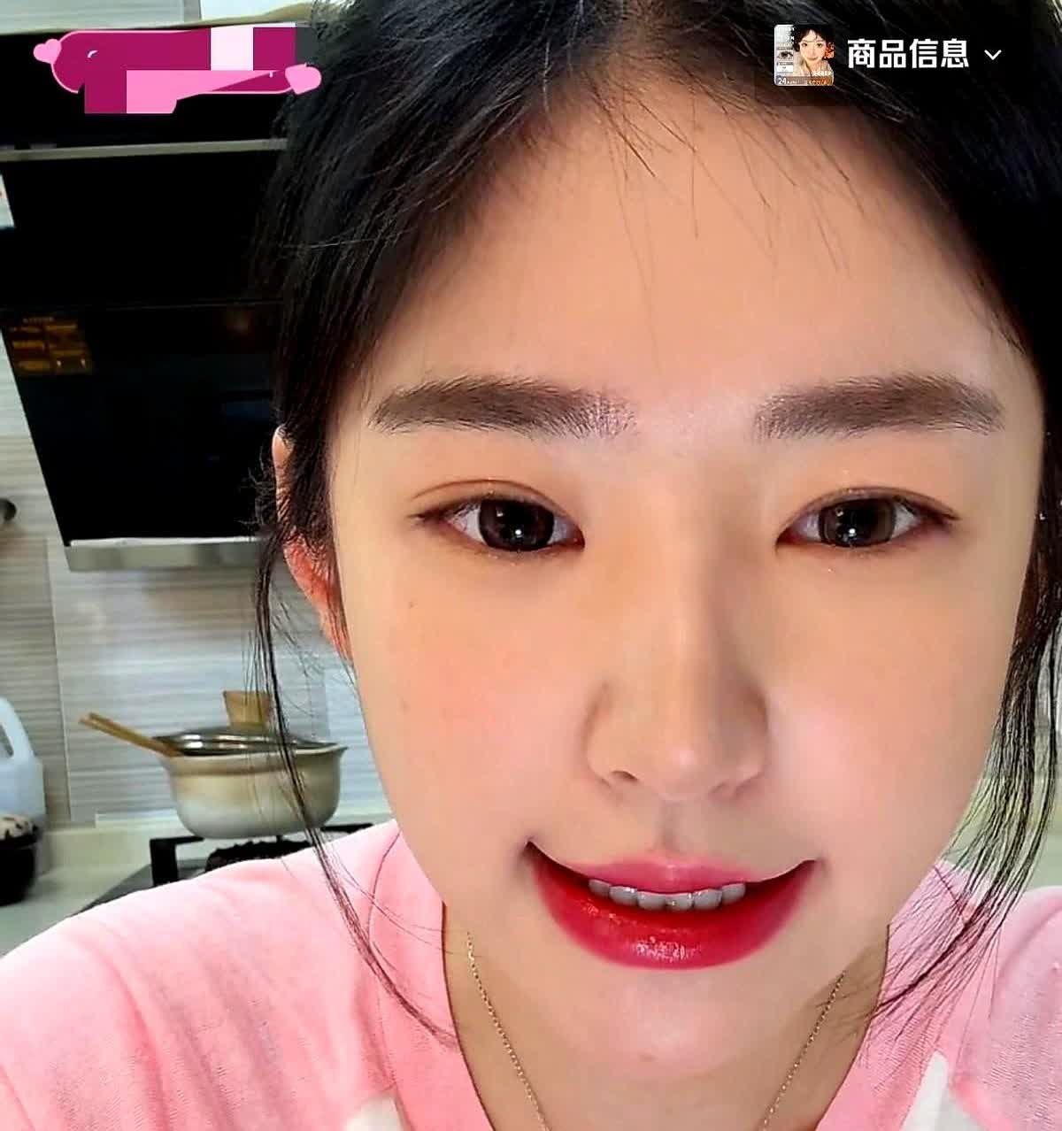 刷到黄一鸣直播片段真给我看破防了，当妈的真能豁出去啊。

有人问孩子上学的事