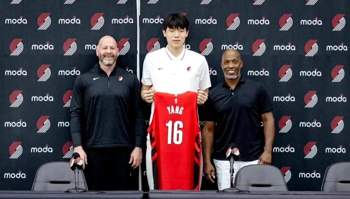 开拓者官宣季前赛的比赛时间，对中国球迷真挺友好的。#NBA# 
10月9日11点