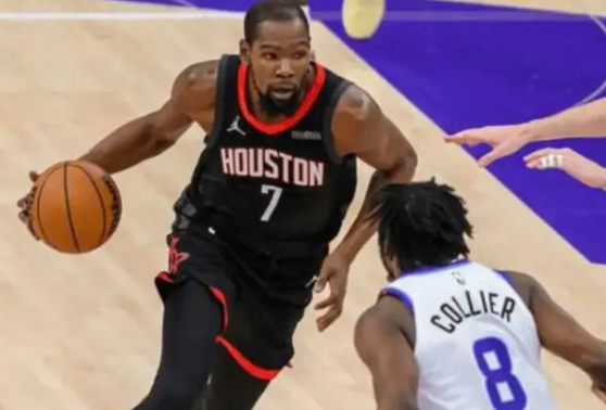 杜兰特来到火箭最大的受益者是谁？
第一，谢波德。我感觉杜兰特来以后，谢波德质变。