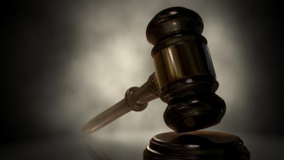 欠款300万的父亲突然离世，儿子：要债有本事去墓园找他！法院判了