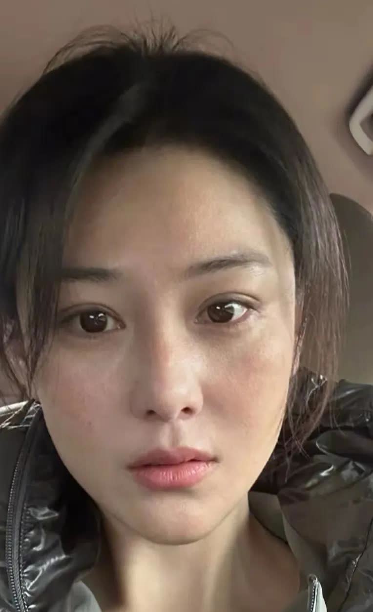 不化妆、不用美颜滤镜，张馨予的真实模样曝光