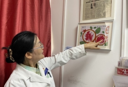 震惊！

6个月大婴儿卵巢被冻存，背后真相让人泪目

有个小宝宝才半岁，因为一种