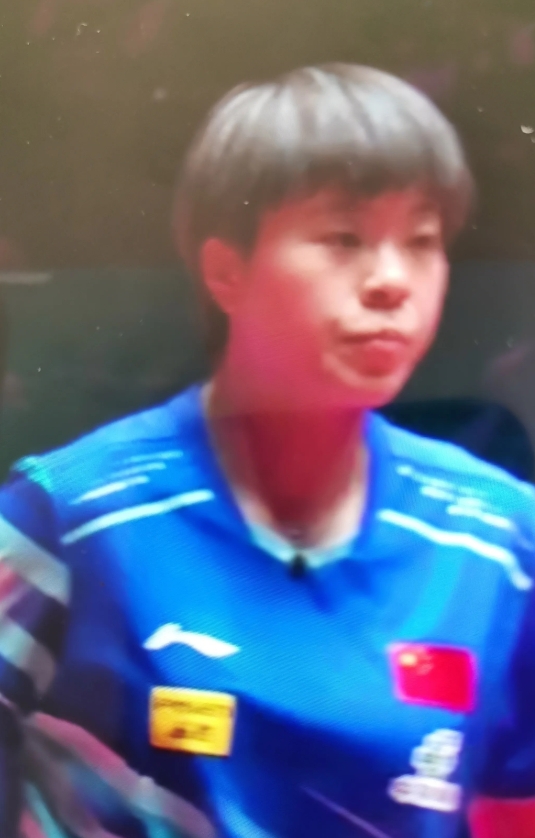 屈居第二！在今天中午刚刚结束的乒乓球世界杯女单小组赛第三轮比赛中，28岁世界排名