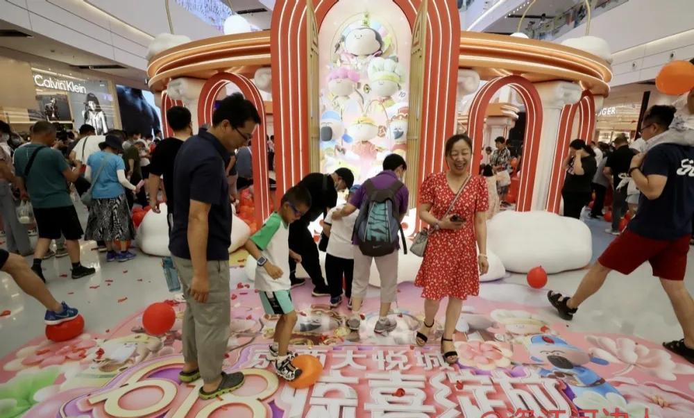 中国男人消费力不如“狗”？
        今天是父亲节，你看到街上的商场有炒作