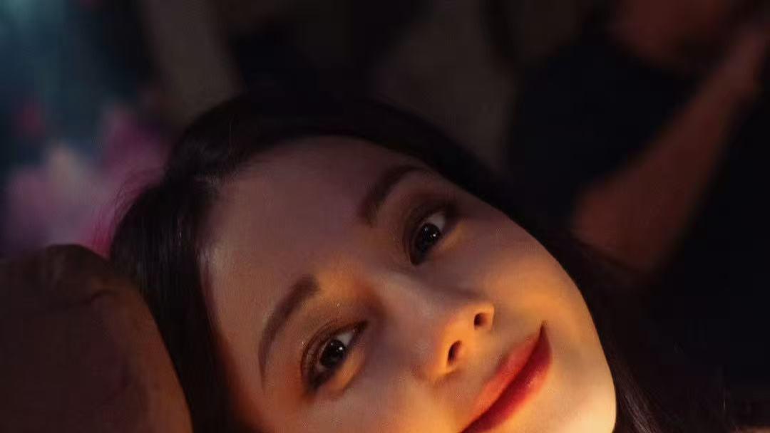 迪丽热巴晒出美照，还配长文正式告别《枭起青壤》，满是对角色的不舍