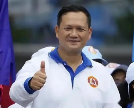 突发消息！柬埔寨首相深夜宣布行程
7月28日深夜，柬埔寨首相洪玛奈突然官宣，今日