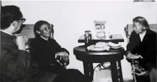 1984年，一位北京扫地老妇向政府捐款24亿，这件事惊动了中央，但这位老妇植被为