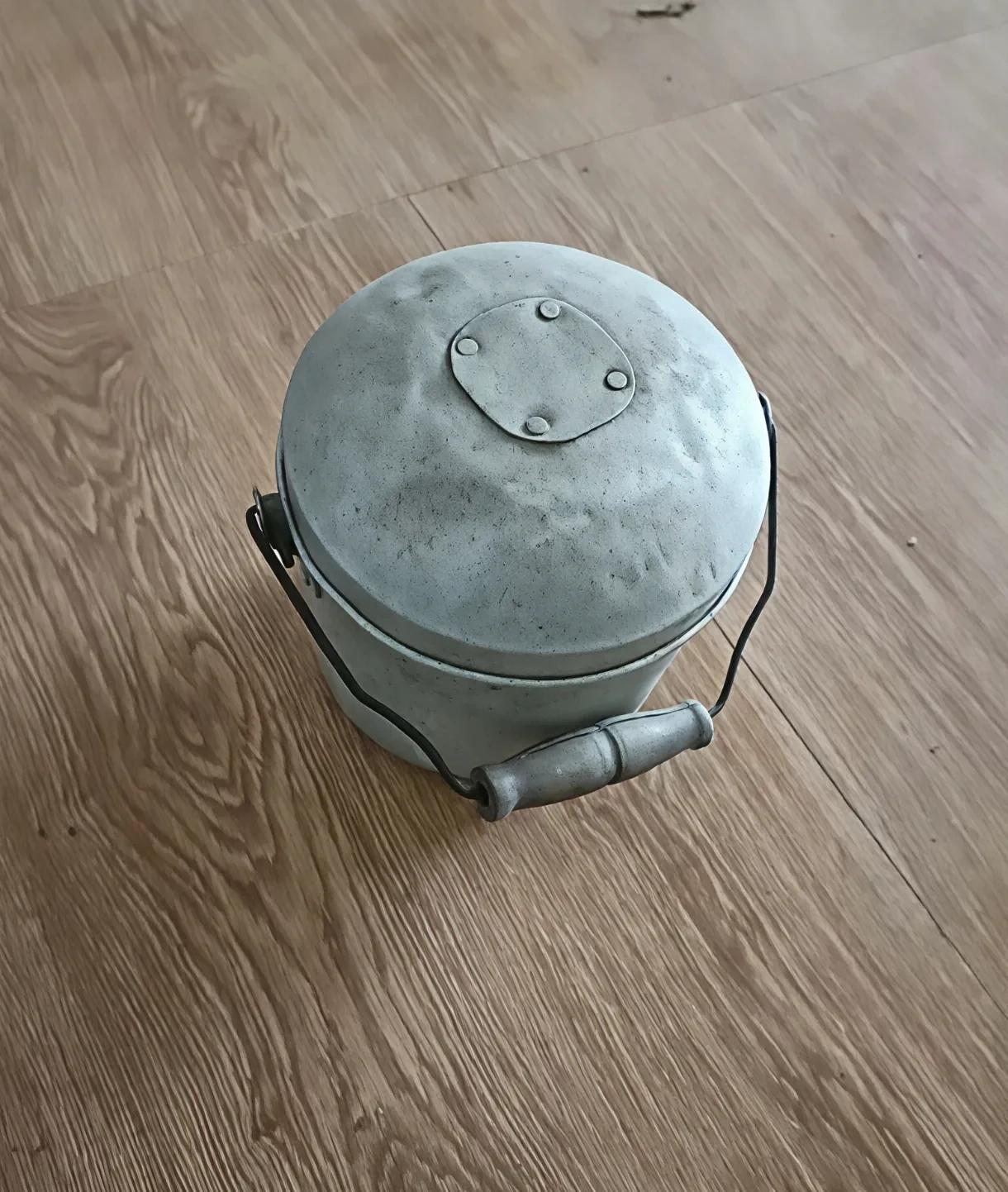 请用你当地的方言，说出此物件的名称