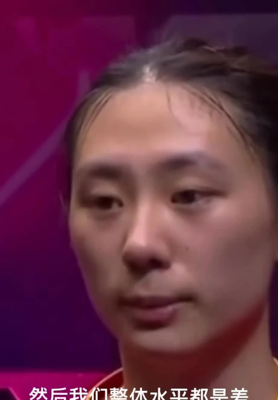 我发现，陈熠这个小姑娘，她不是不会说话，情商低，其实她就是心气太过高傲了！

